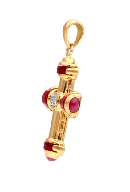 cruz oro amarillo 18 kilates con similes rojos y circonitas de 14 gramos de peso foto para web el rubi joyeros fotografia lateral