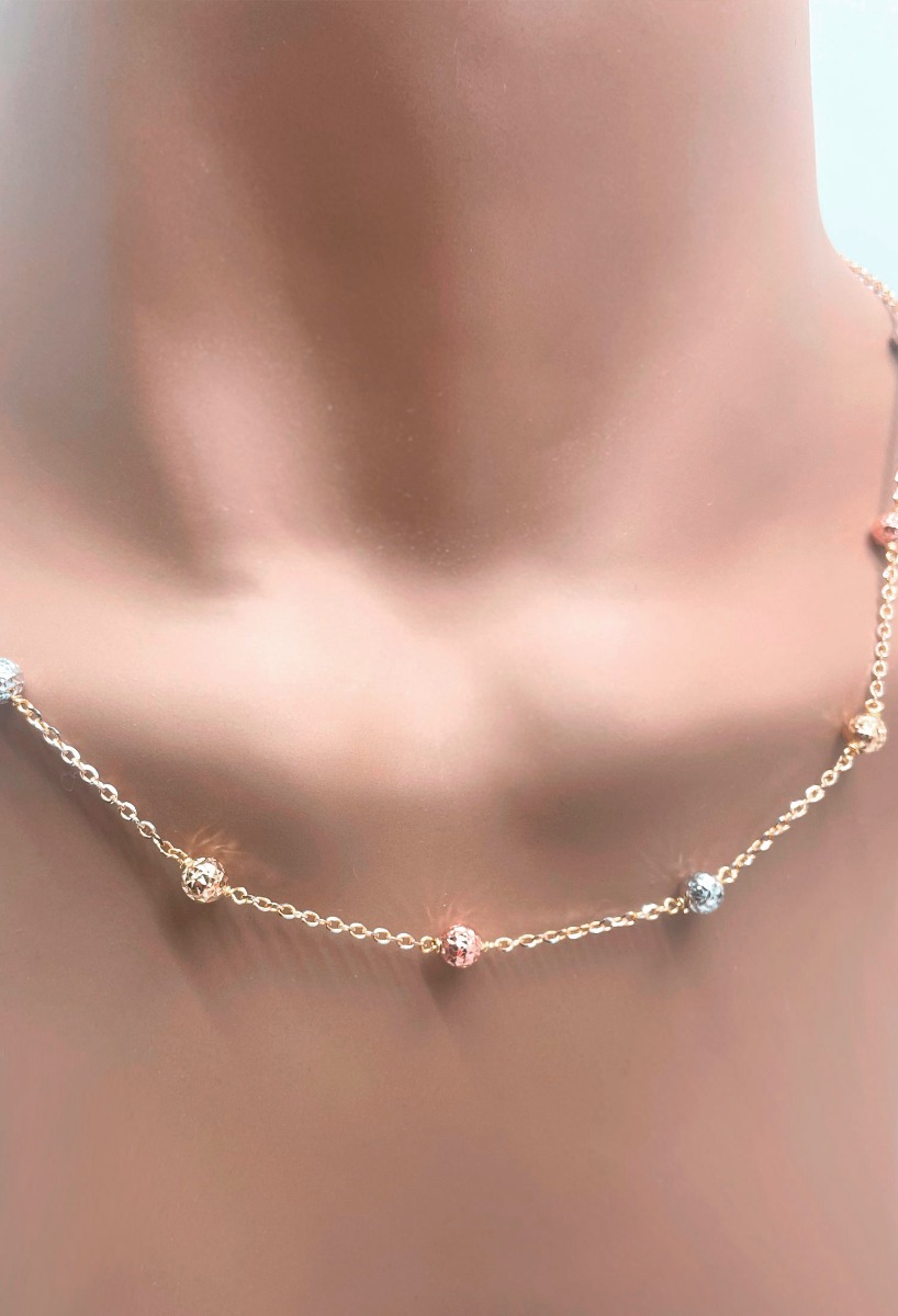 gargantilla bolas oro tricolor rosa blanco y amarillo fotografia montaje modelo para web el rubi joyeros