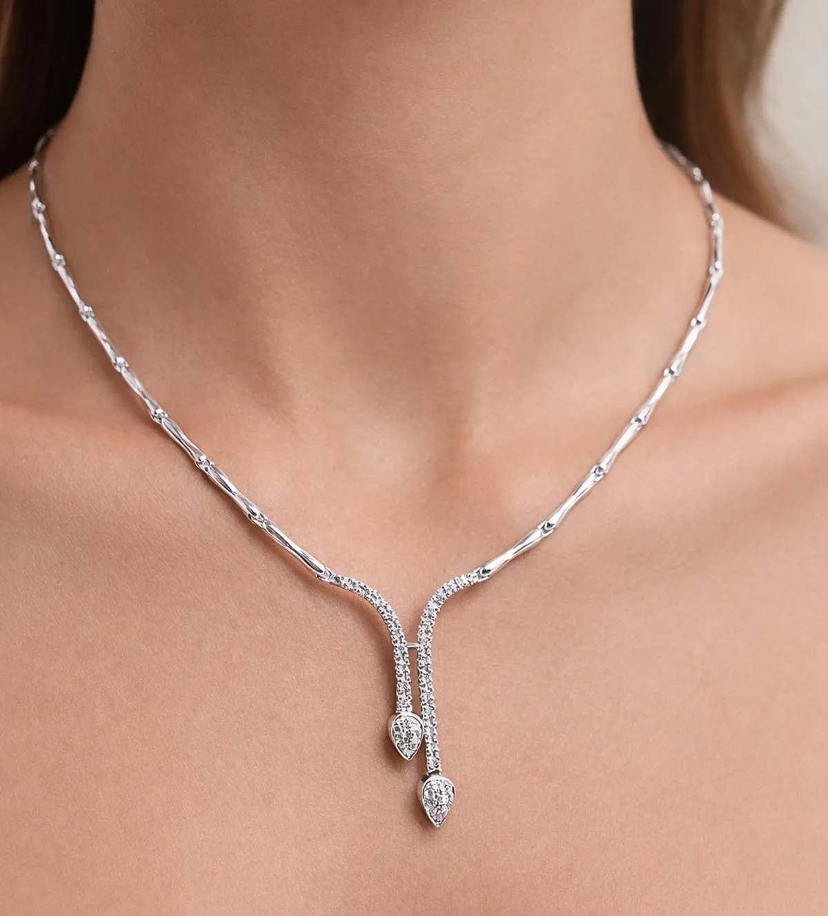 gargantilla de oro blanco con diamantes 231_W910N_10