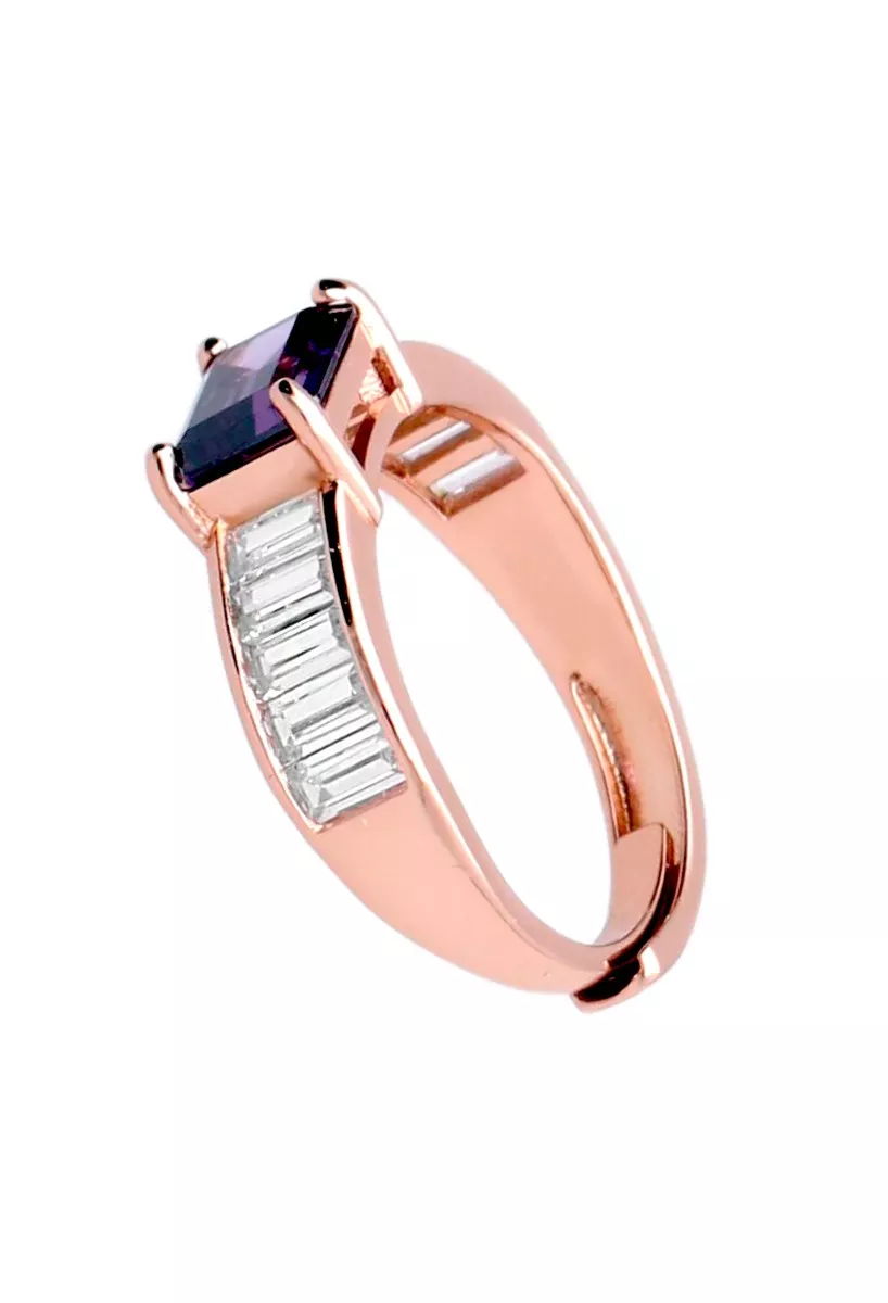 anillo plata chapada oro rosa con amatista y circonitas foto toma de lado