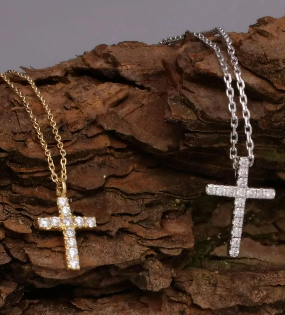 gargantilla_de-oro_blanco_y_diamantes_motivo_cruz_318_rn517gb4 rrss