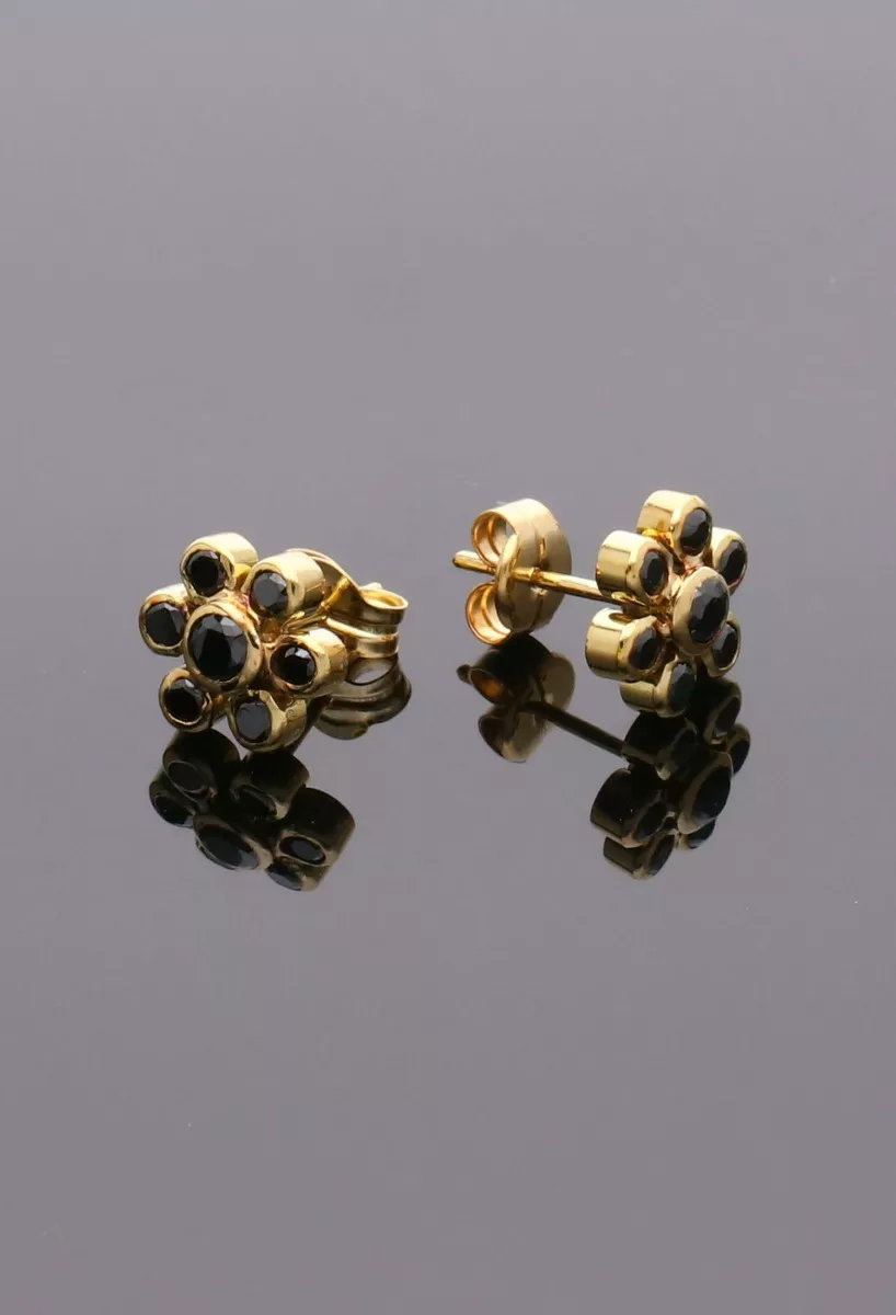 pendientes de oro amarillo 18k con onix modelo orla foto para parrilla web toma sin retoque