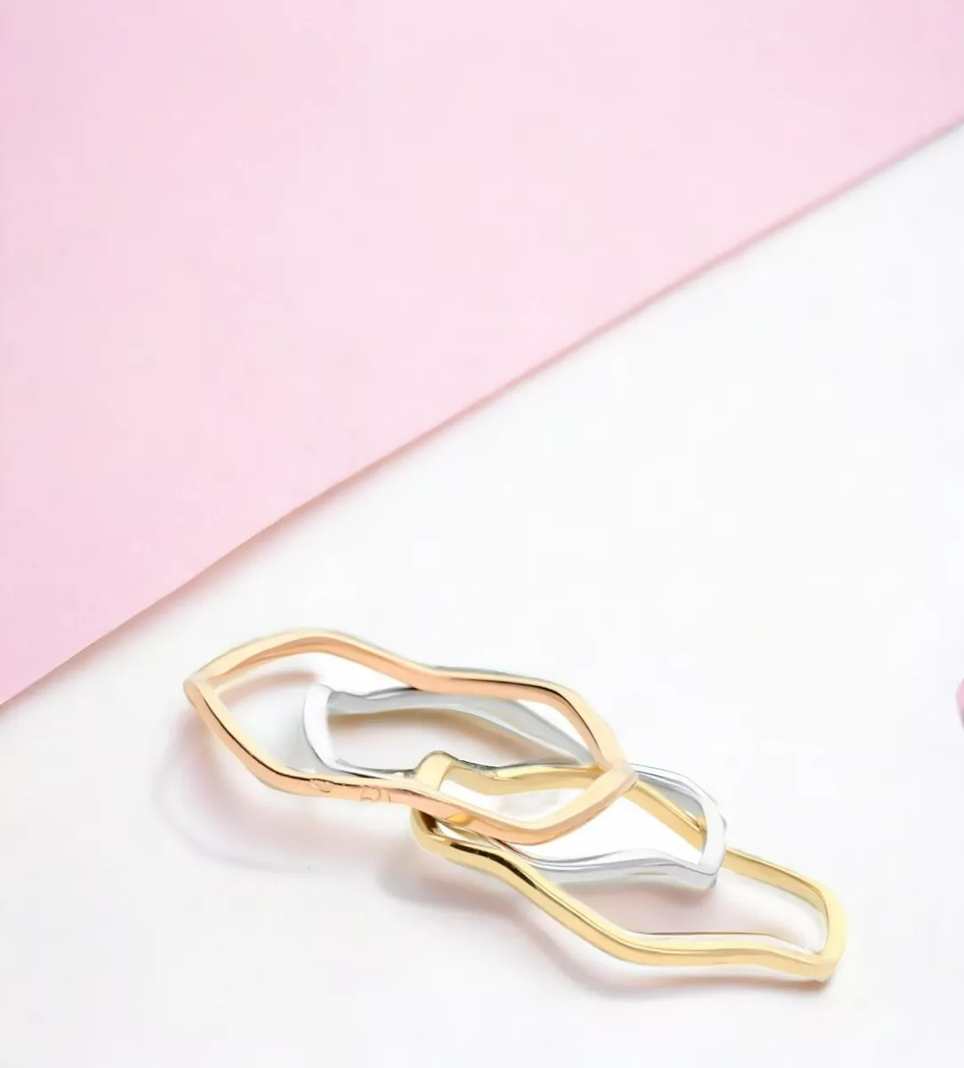 anillo oro tricolor 3 aros sueltos rosa blanco y amarillo foto sortija redes sociales