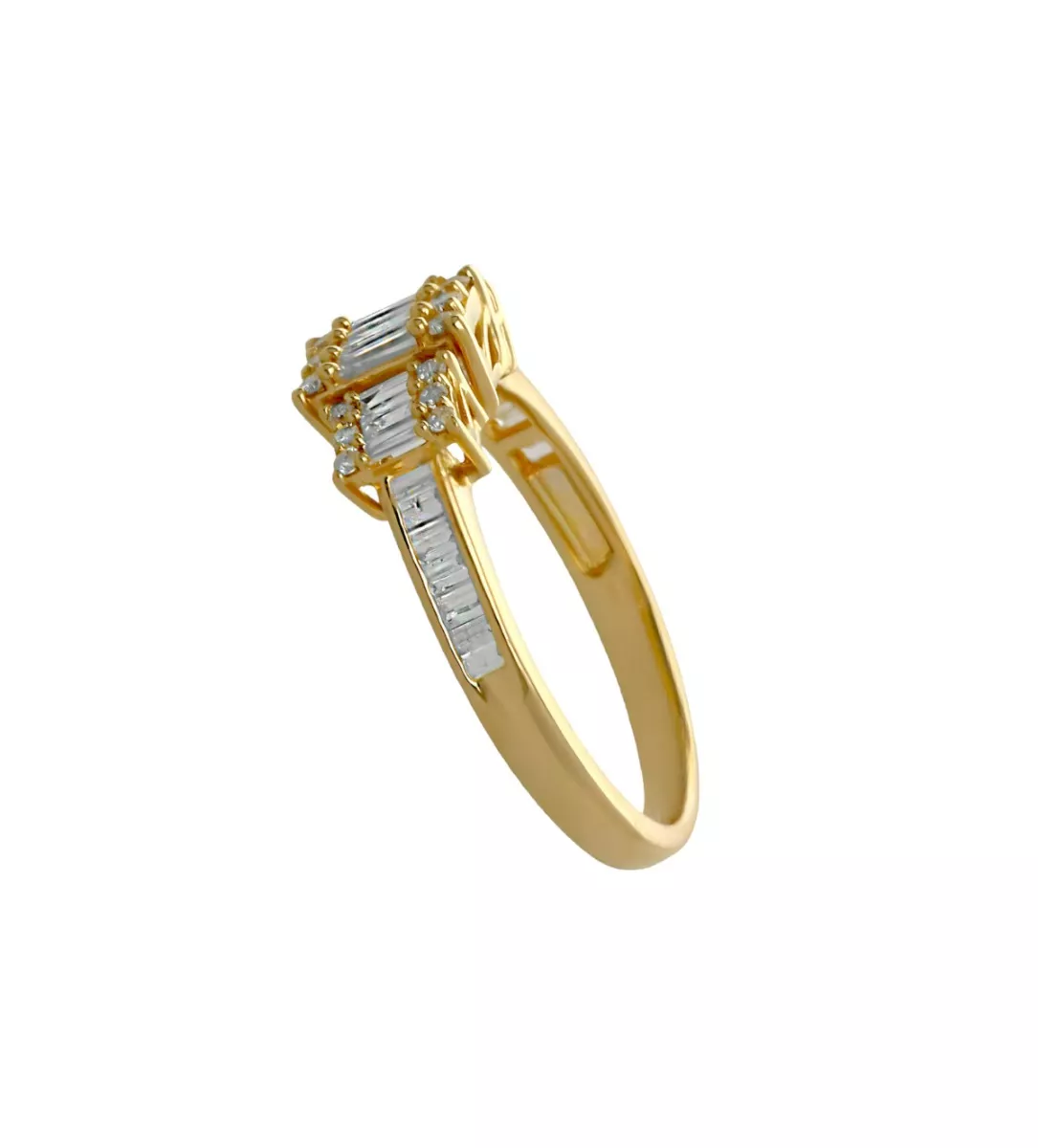anillo oro amarillo 18 ktes con diamantes talla baguette y talla brillante vista lateral