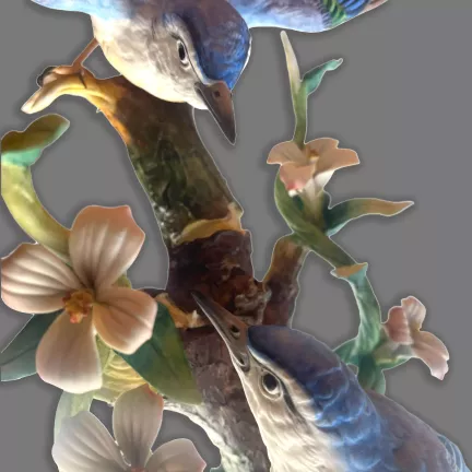 figura de porcelana pajaros azules marca nuevo buen retiro 10 02