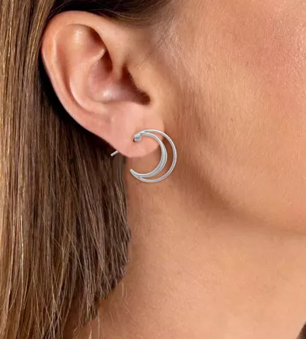 pendientes de plata danza de aros foto modelo femenino
