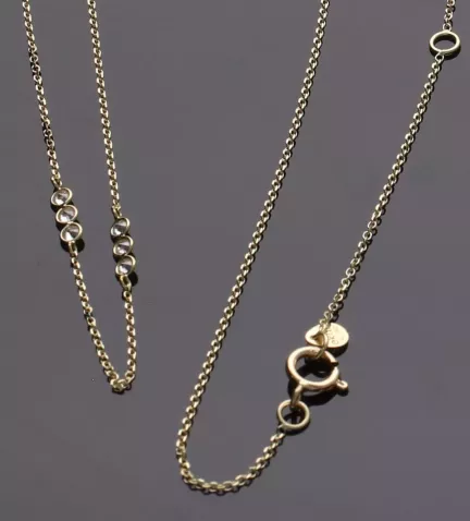 gargantilla de oro amarillo 18k 10 puntazos vista sin retoque