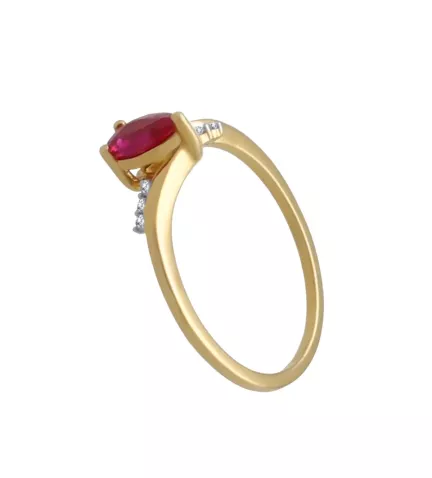 anillo de oro amarillo 18 ktes con rubi y brillantes Carmesi toma lateral