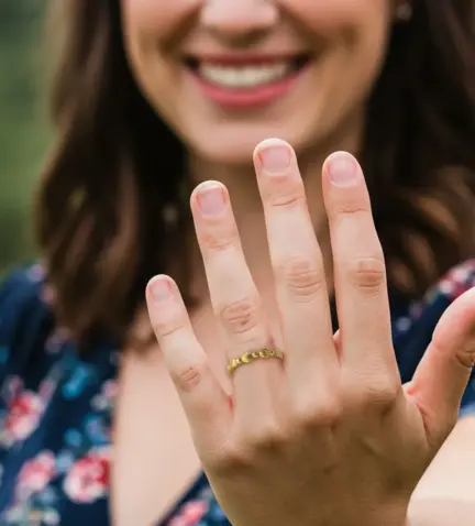 anillo de plata chapada conchas foto modelo