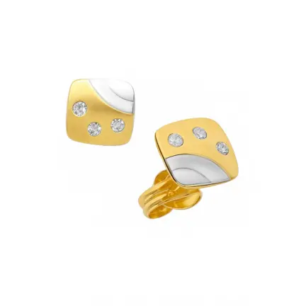 pendientes-de-bebe-oro-bicolor-3-circones-243_613-00281