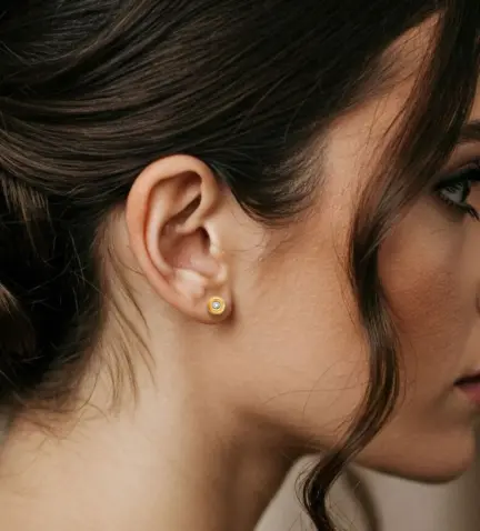 pendientes-de-oro-con-diamantes-095_472993 modelo