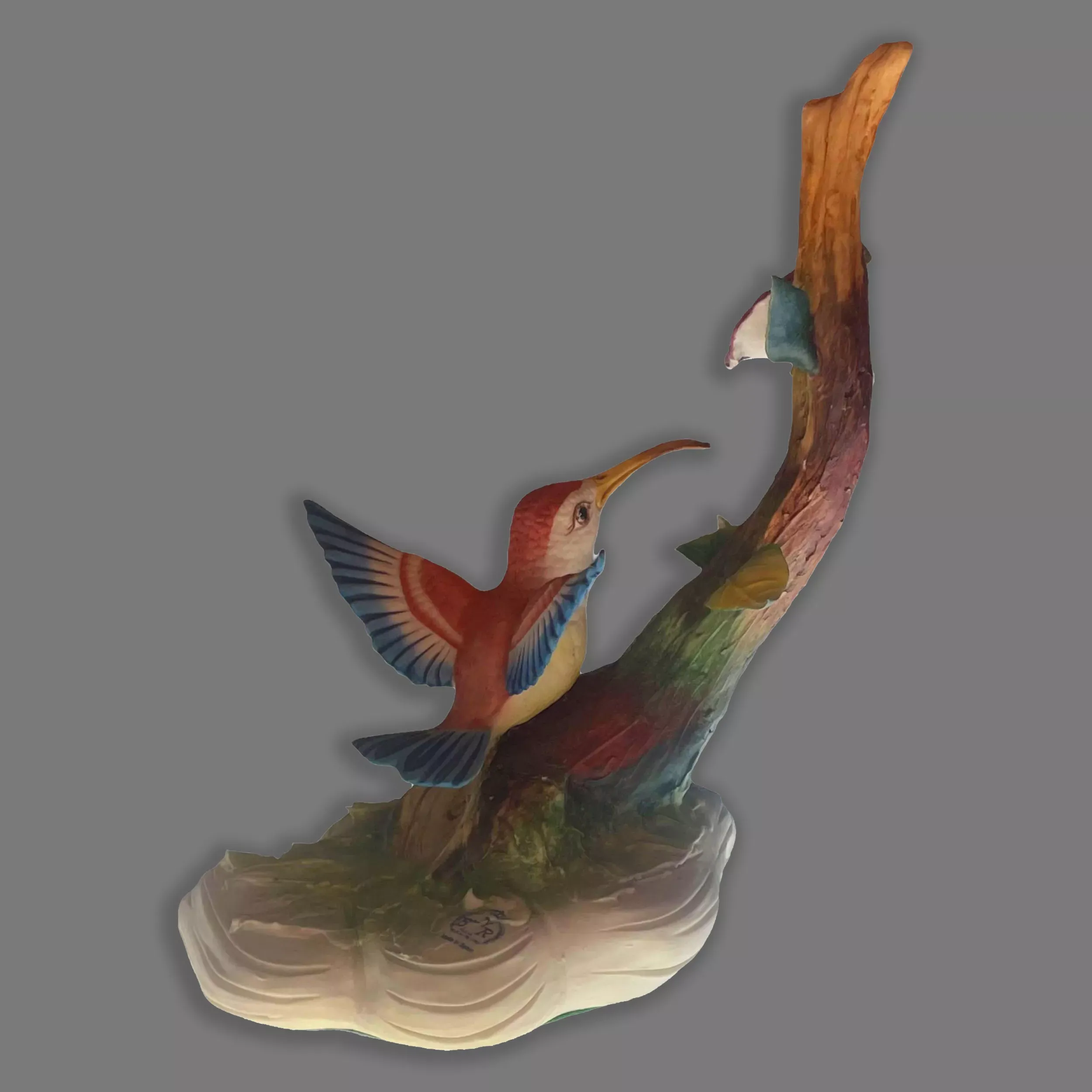 Colibri Rojo en porcelana Nuevo Buen Retiro color movimiento y delicadeza45