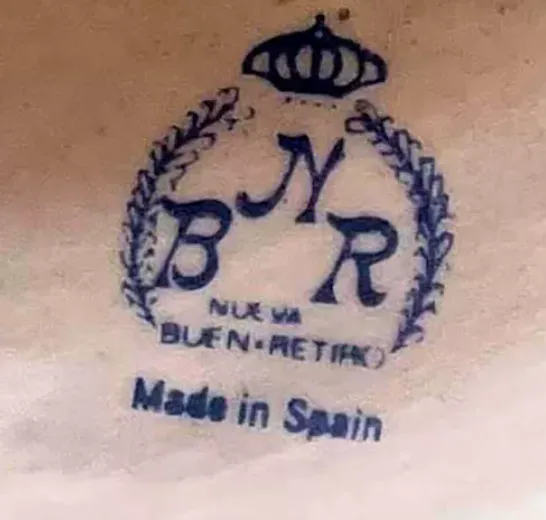 Figura de porcelana Nuevo Buen Nuevo Buen Retiro Torero figura de porcelana que convierte la pasion espanola en arte decorativo 2025etiro Torero pasion espanola convertida en arte decorativo 202510