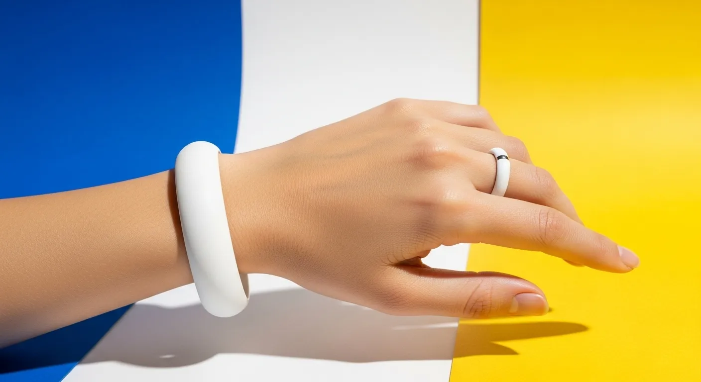 Cloud Dancer 2026 joyas blancas para looks minimal12